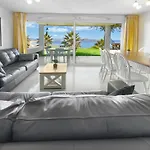 Puerto Velero Primera Línea Primer Piso al lado de la Playa! 5 pax