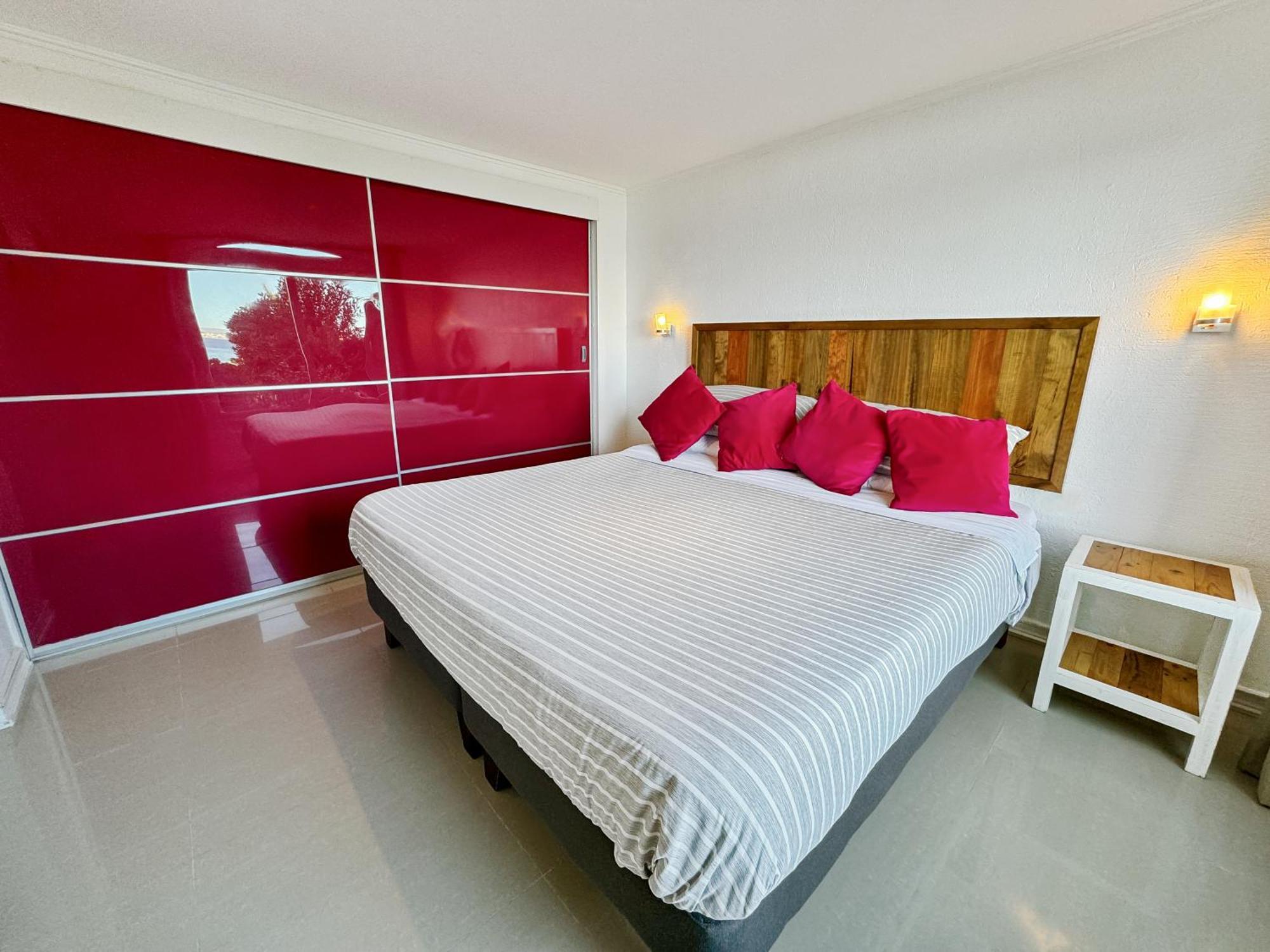 Primera Linea Primer Piso Al Lado De La Playa! 5 Pax *